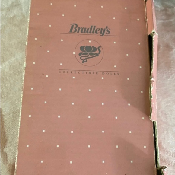 vintage 1980’s Bradley’s Doll Taylor - Picture 9 of 9
